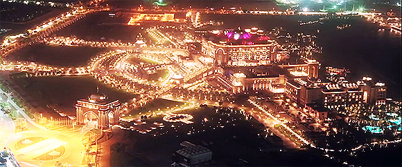 Csodás éjszakai városfények - Abu Dhabi time lapse